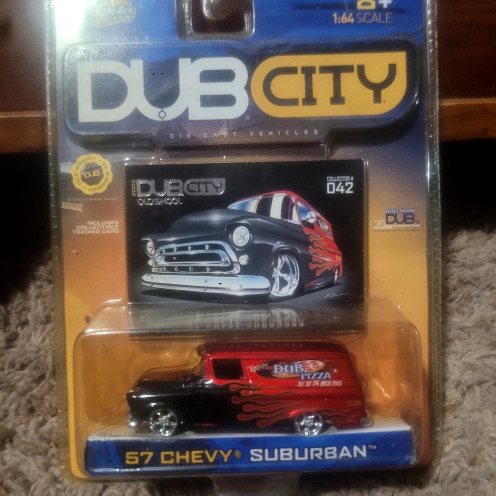 Dub City🏢🗽🌃 oldschool 57' Chevy suburban 1:64 scale car